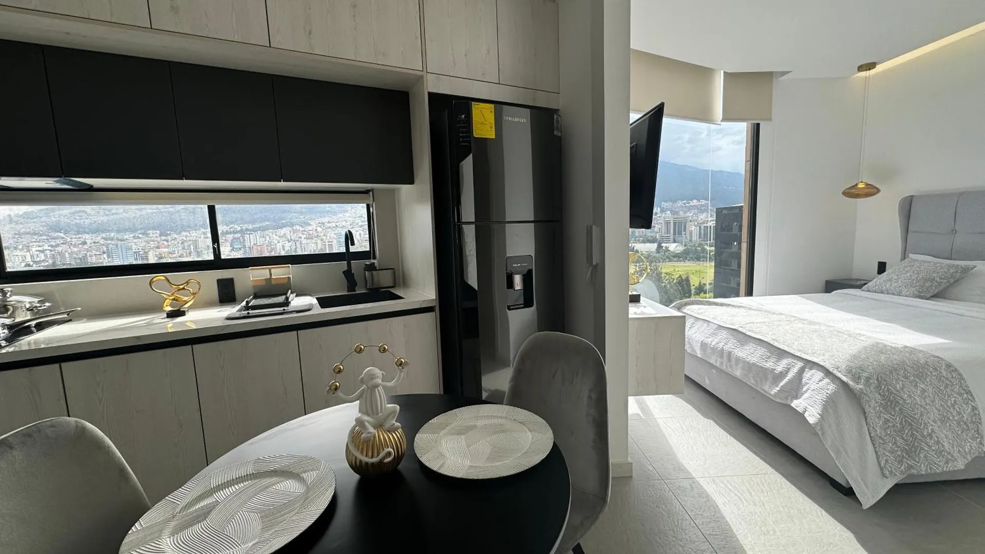 Apartment Nuevo Studio- Piso 17 Vista La Carolina - Edificio Harmony Quito